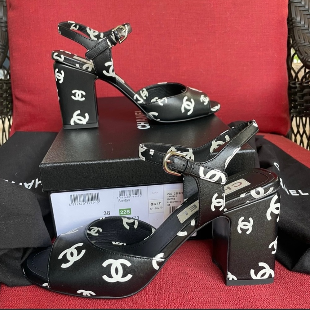 Crazy CC logo Sandals